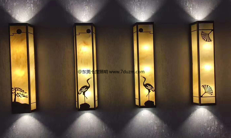 东莞七度照明简约新中式室外景观墙壁灯展示亮灯效果图片